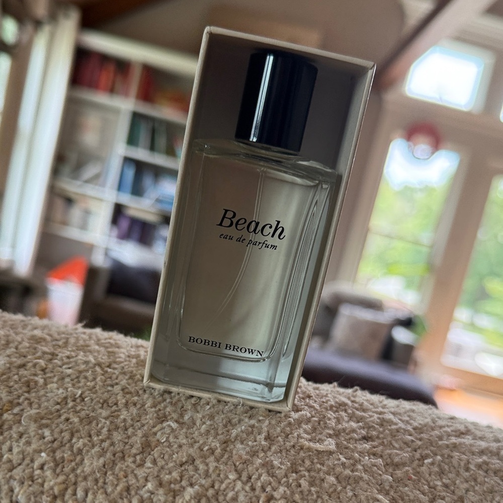 Bobbi Brown Beach Fragrance with Black Cap NIB